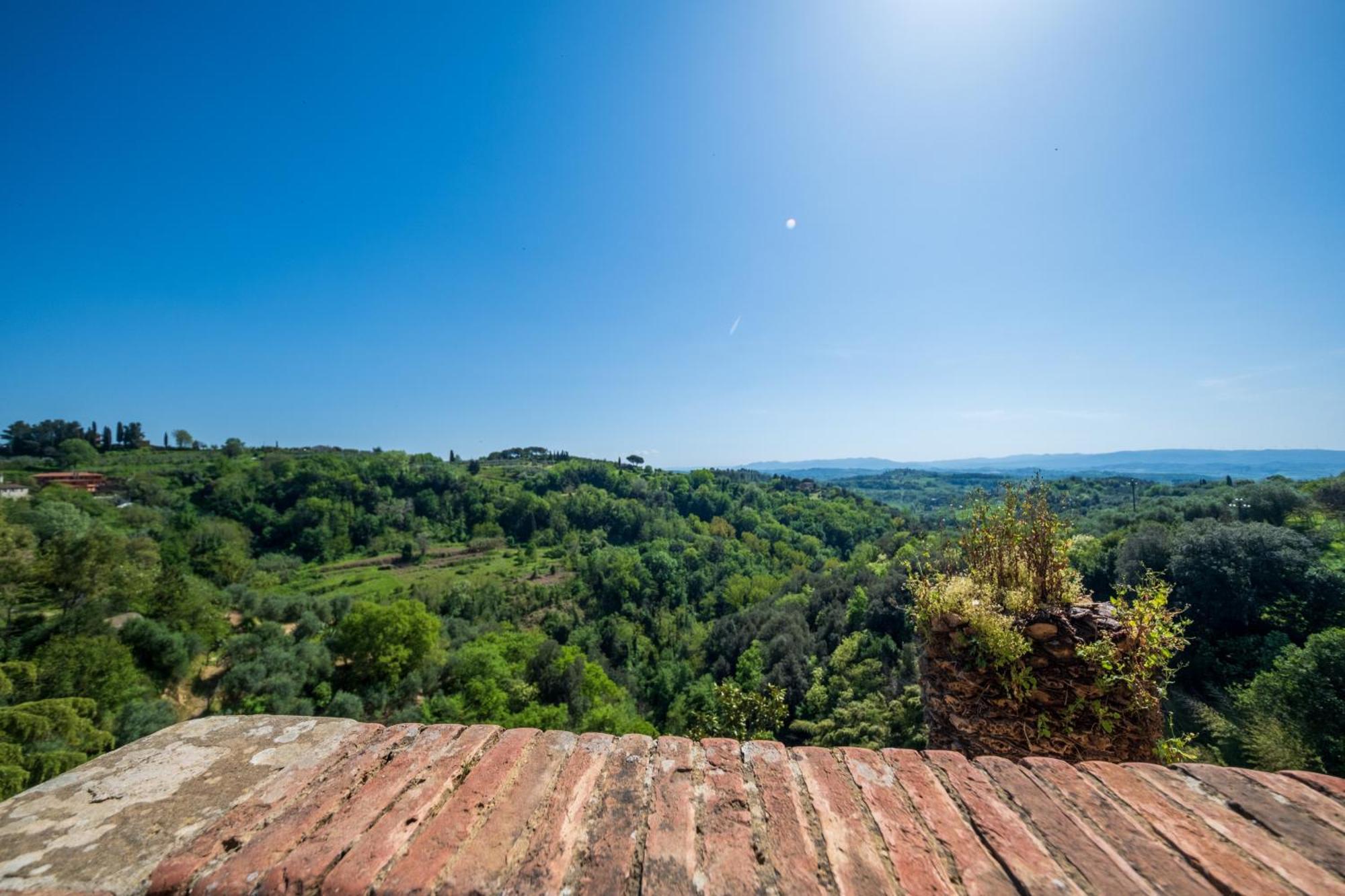Antica Dimora Leones Bed & Breakfast Palaia Exterior foto